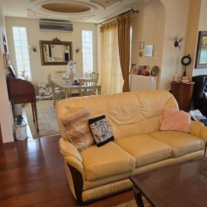 Detached House Of 360 M² In Thessaloniki
