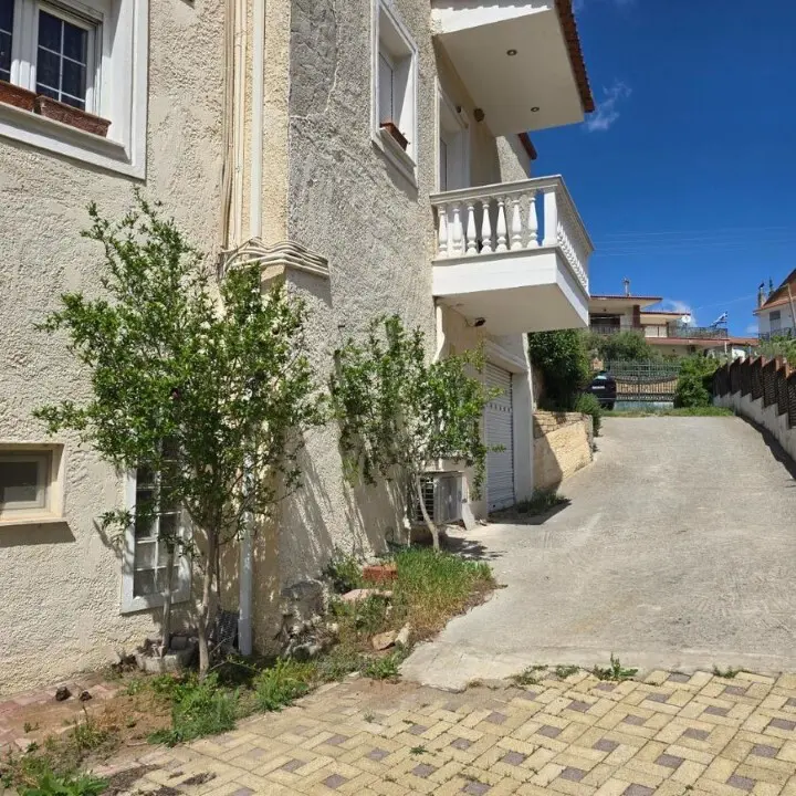 Detached House Of 360 M² In Thessaloniki