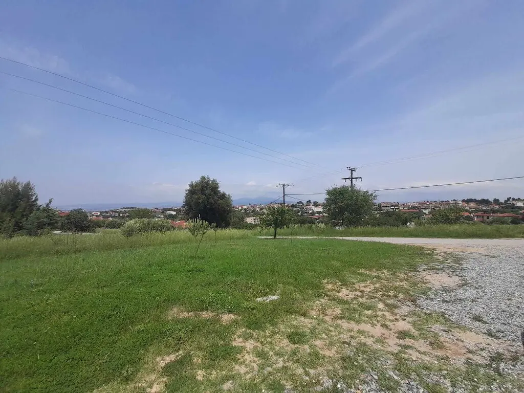 Land Of 583 M² In The Suburbs Of Thessaloniki