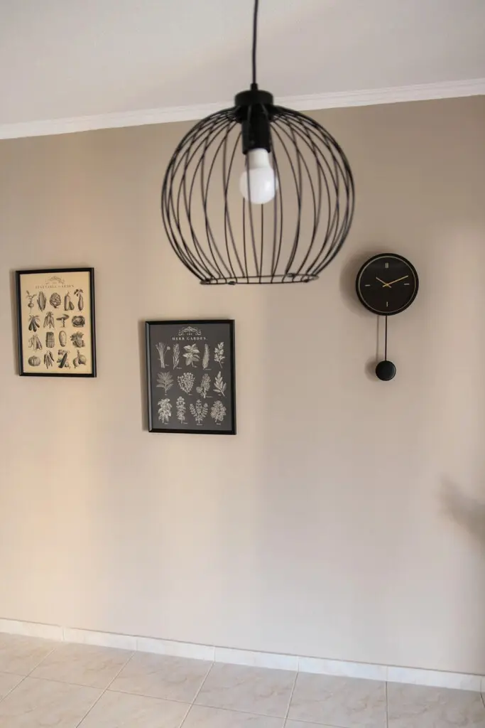 Flat Of 65 M² In Athens