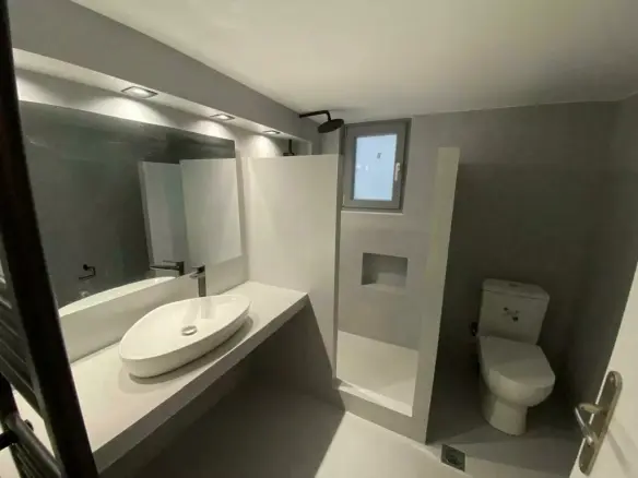 2-bedroom Flat In Piraeus Port / Center, Greece (65 M²)