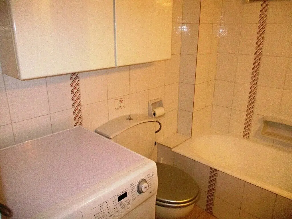 Flat Of 70 M² In Athens