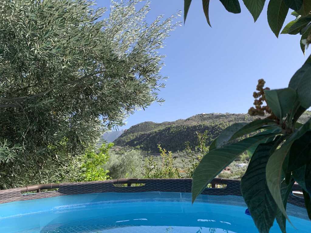 Detached House Of 340 M² In Loutraki