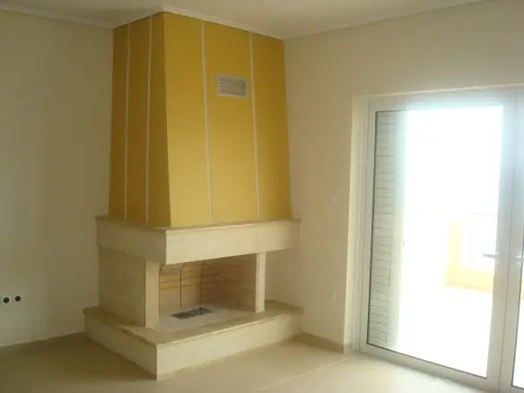 2-bedroom Flat In Agioi Theodoroi, Greece (80 M²)