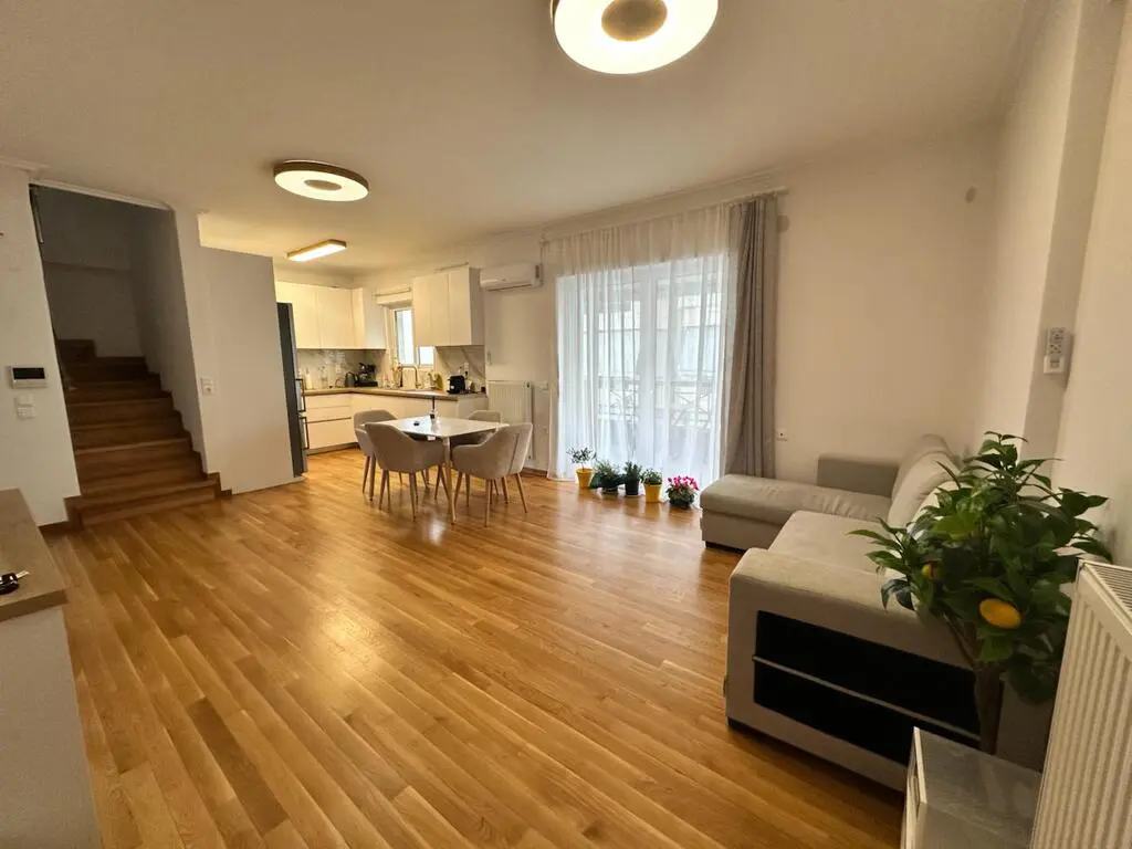 Duplex Of 115 M² In Athens