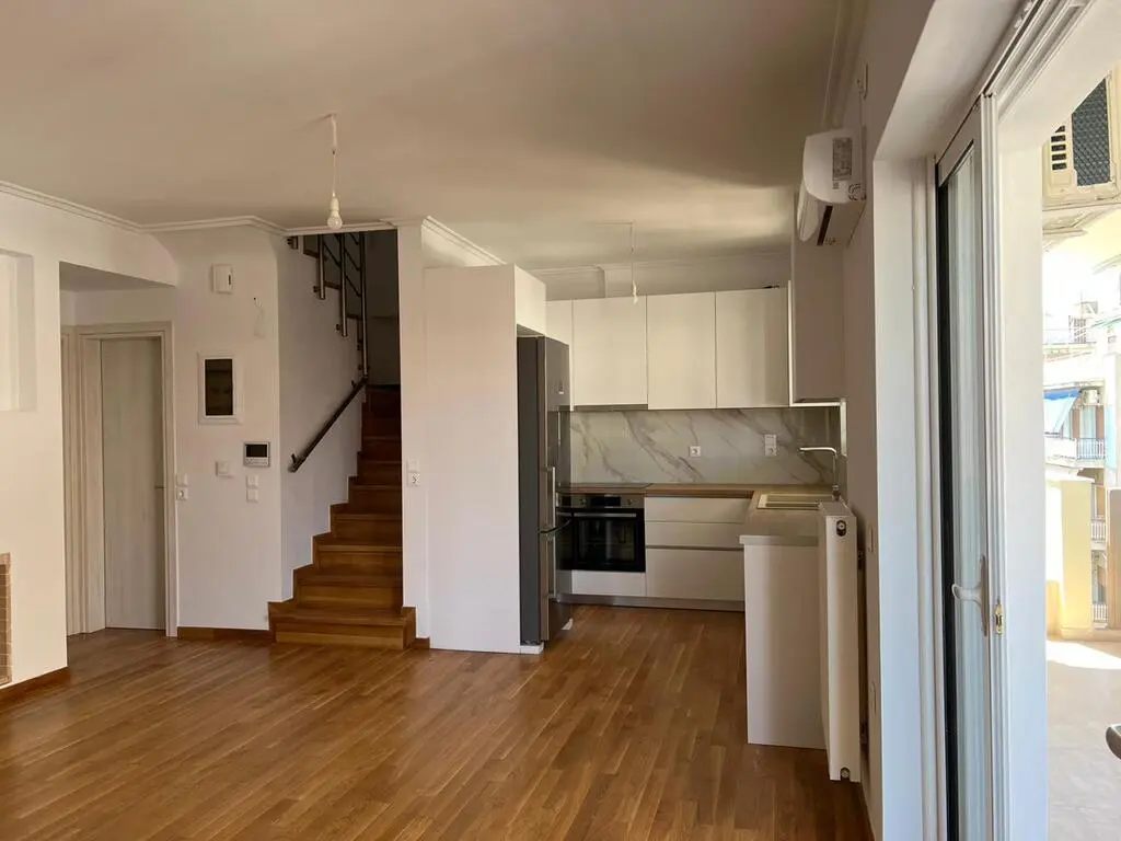 Duplex Of 115 M² In Athens