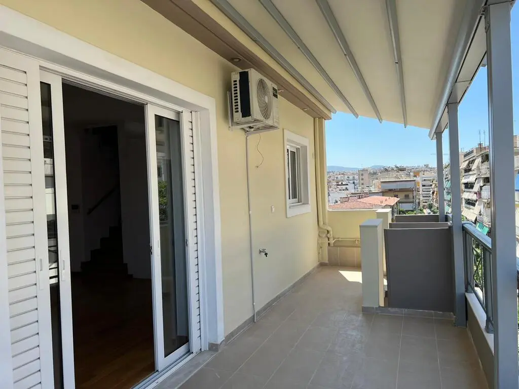Duplex Of 115 M² In Athens