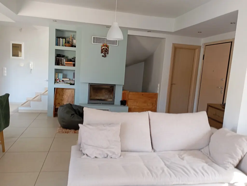 Maisonette Of 200 M² In Attica