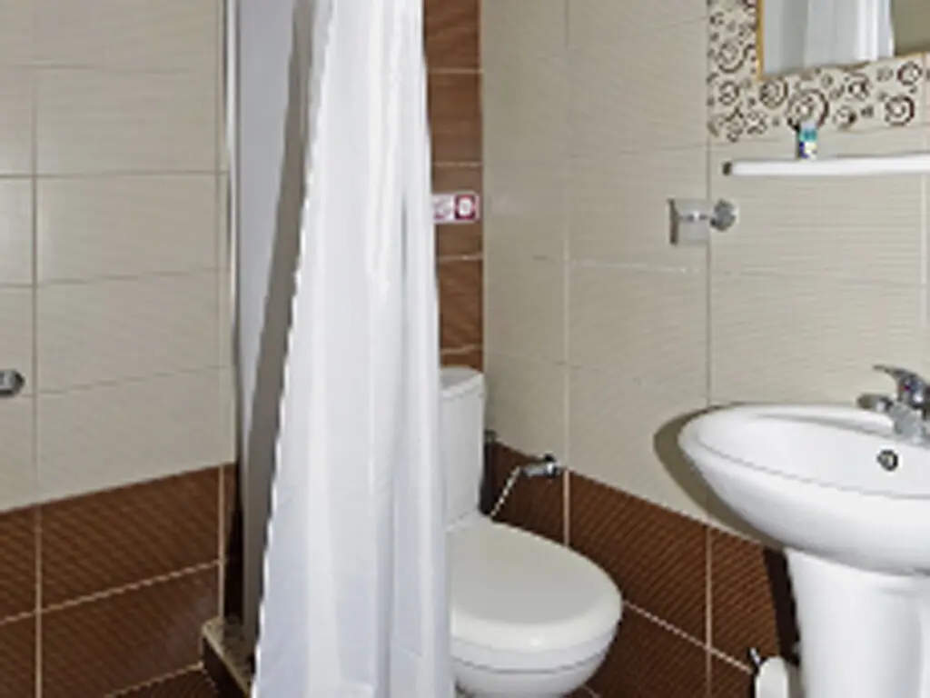 Hotel Of 729 M² On The Olympic Coast