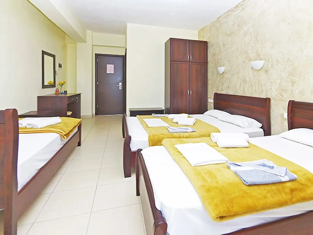 Hotel Of 729 M² On The Olympic Coast