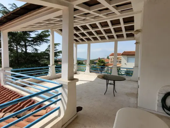 8-bedroom Detached House In Chortiatis, Greece (450 M²)