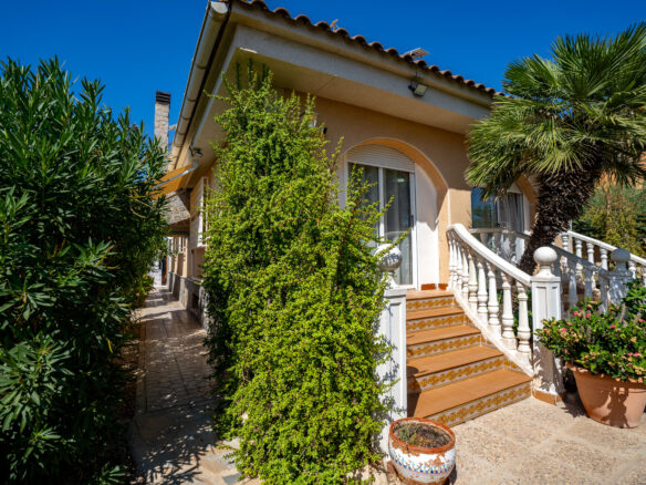 Independent Villa For Sale — Direct Sale From Owner To Owner (no Real Estate Agencies)