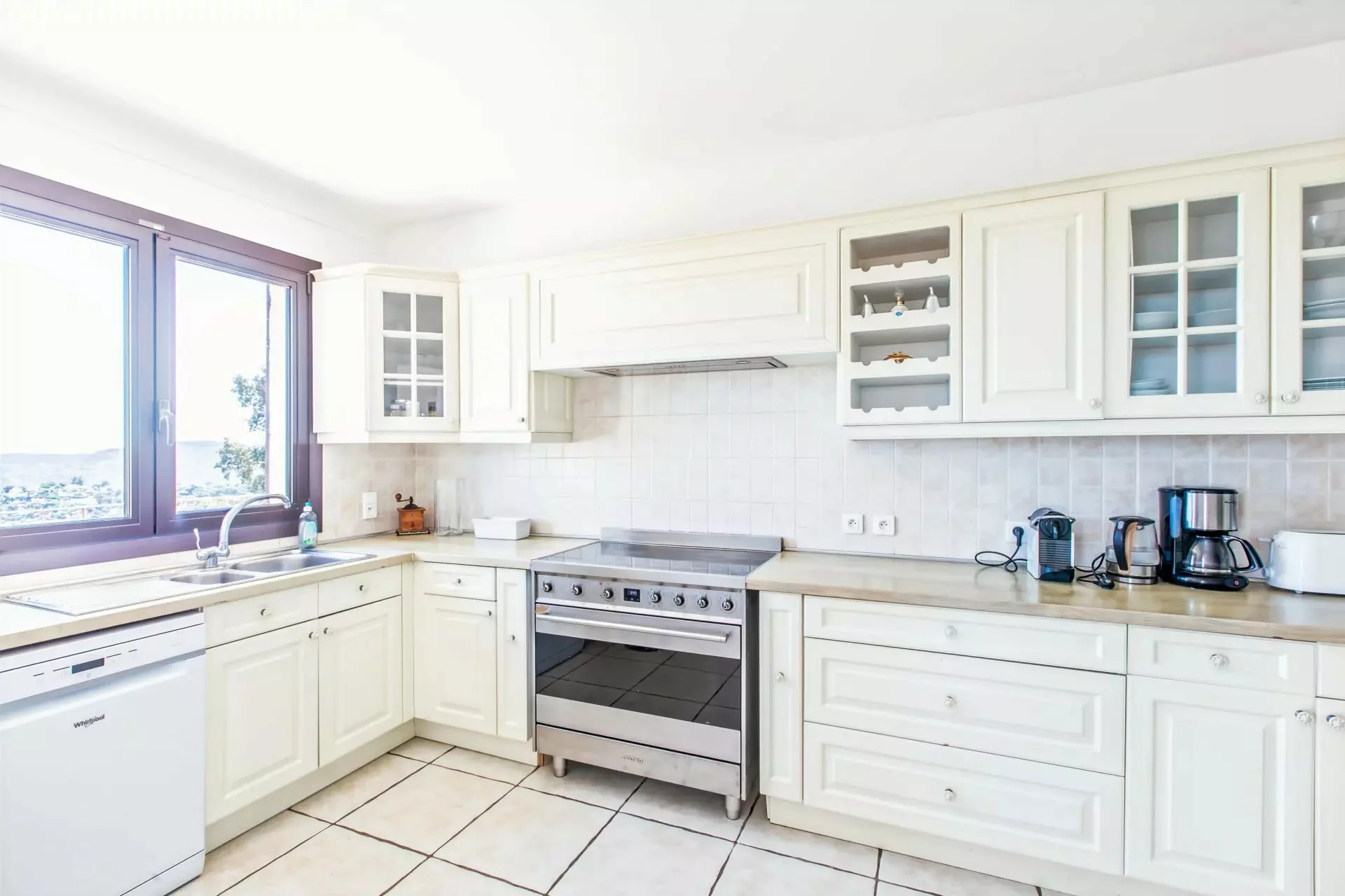 Picture-85798859-8 Villa With Panoramic Sea View, Close To The Beach In Elevated Position