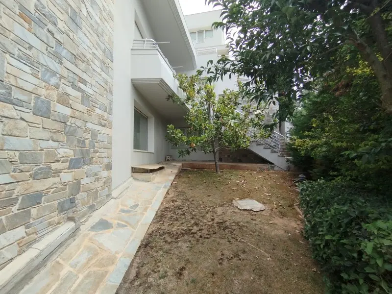 Detached House Of 474 M² In The Suburbs Of Thessaloniki