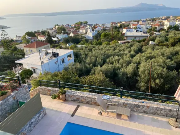 Villa Of 143 M² In Crete