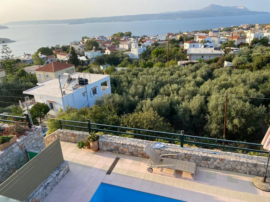 Villa Of 124 M² In Crete