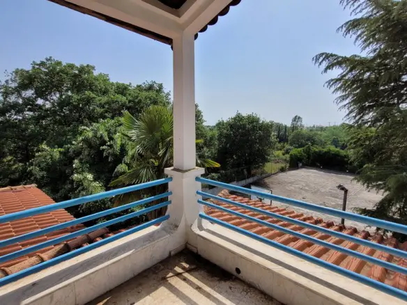 8-bedroom Detached House In Chortiatis, Greece (450 M²)