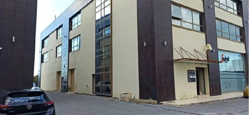 Commercial Property Of 454 M² In Thessaloniki