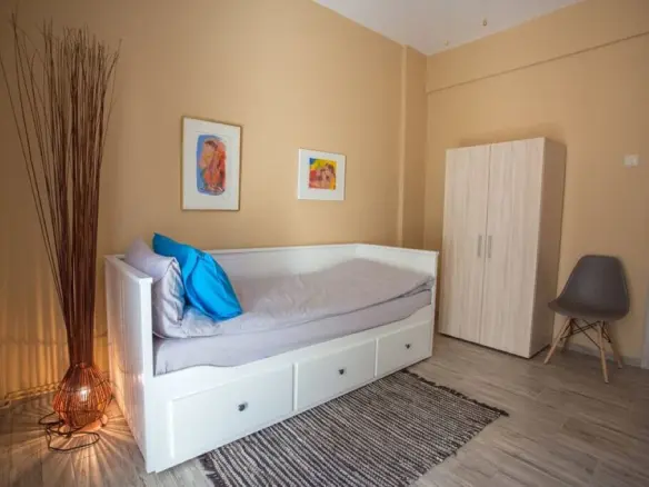 2-bedroom Flat In Center Of Thessaloniki, Greece (65 M²)