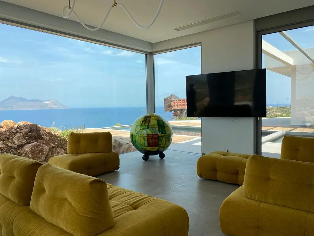 Villa Of 406 M² In Crete