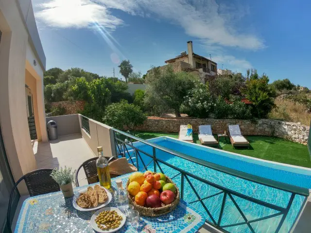 Flat Of 118 M² In Crete
