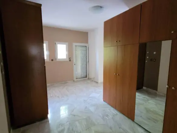 8-bedroom Detached House In Chortiatis, Greece (450 M²)
