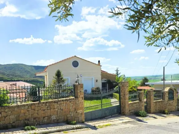 Detached House Of 360 M² In Thessaloniki