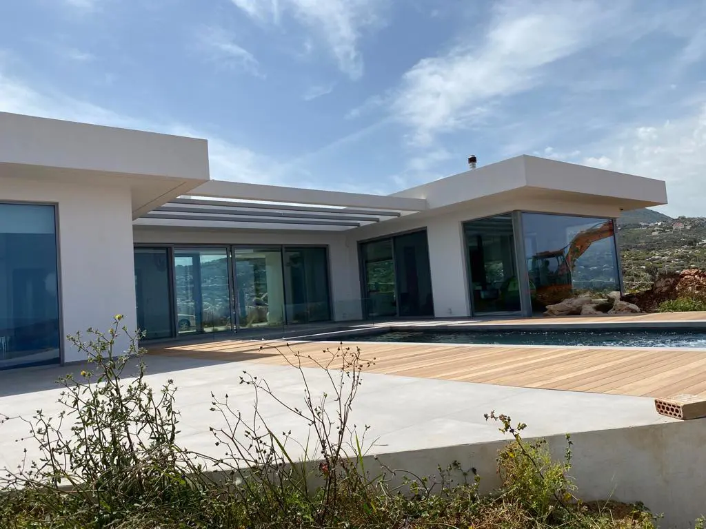 Villa Of 406 M² In Crete