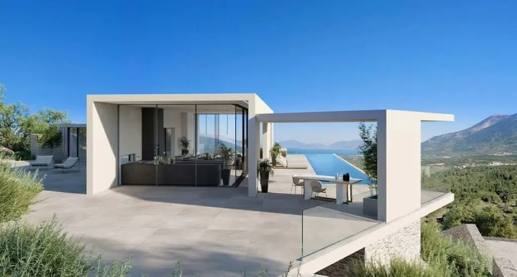Villa Of 350 M² In The Suburbs Of Thessaloniki