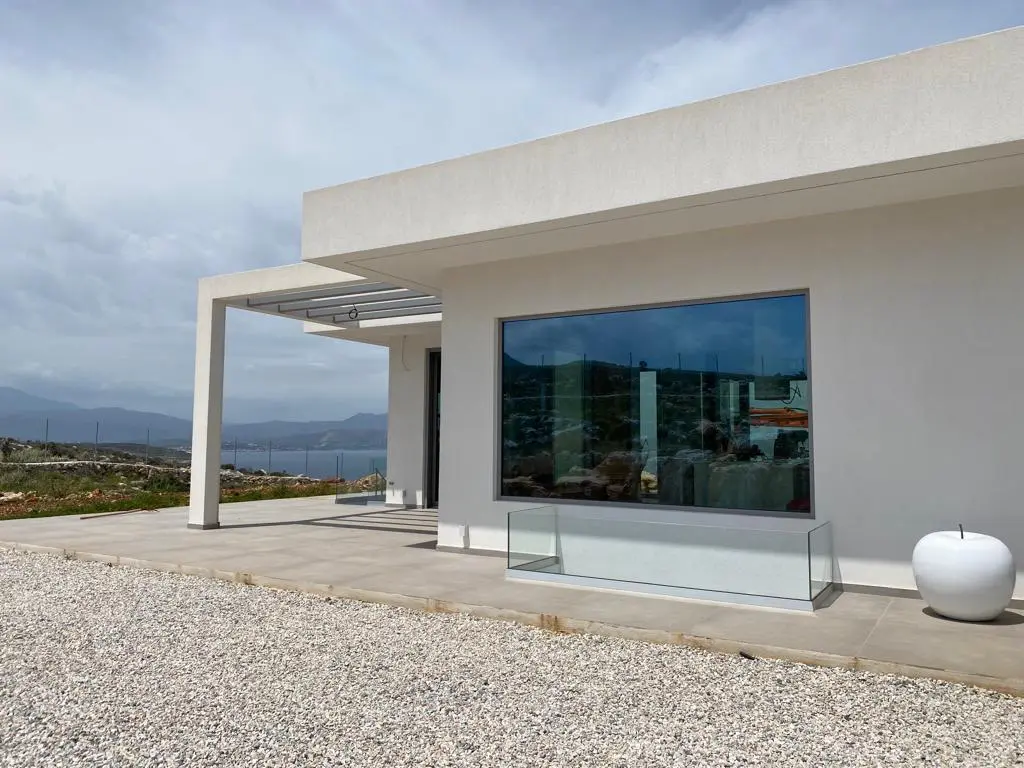 Villa Of 406 M² In Crete