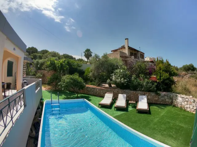 Flat Of 118 M² In Crete