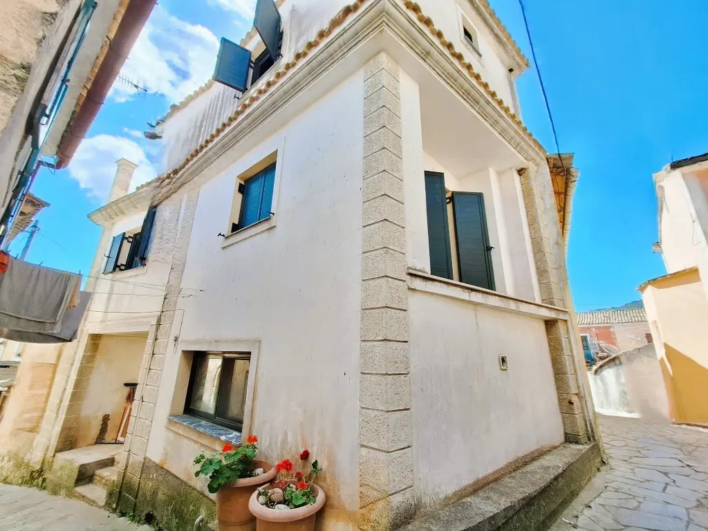 Maisonette Of 206 M² In Corfu
