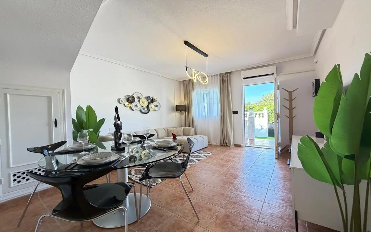 Town House Of 75 M² In Punta Prima, Spain