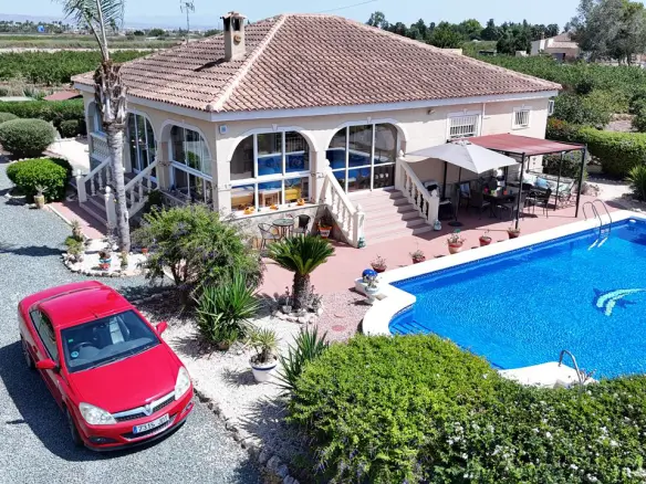 Villa Of 140 M² In Catral, Spain
