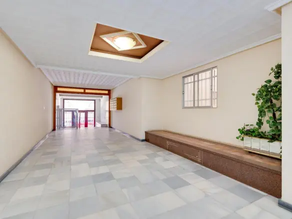 Apartment Of 115 M² In Torrevieja