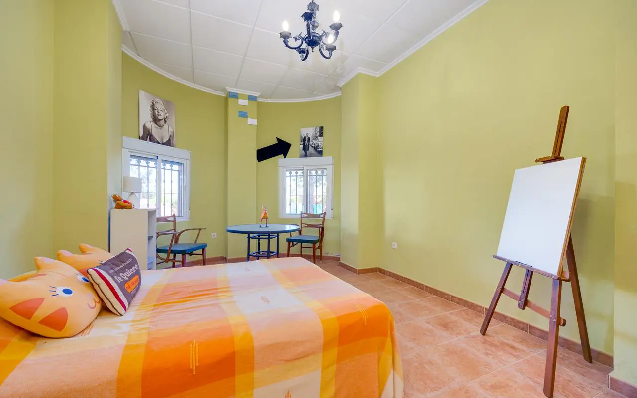 Villa Of 300 M² In San Miguel De Salinas, Spain