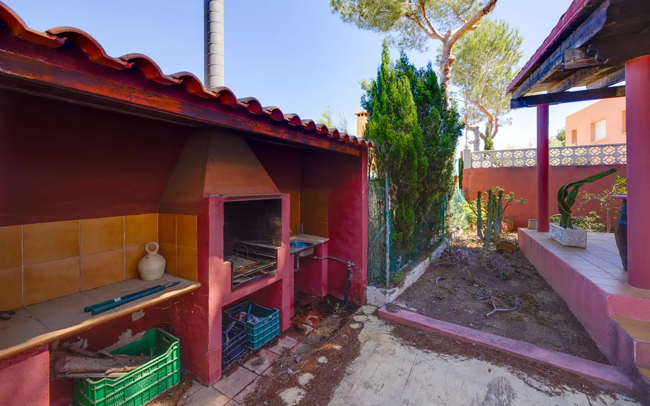 Villa Of 300 M² In San Miguel De Salinas, Spain