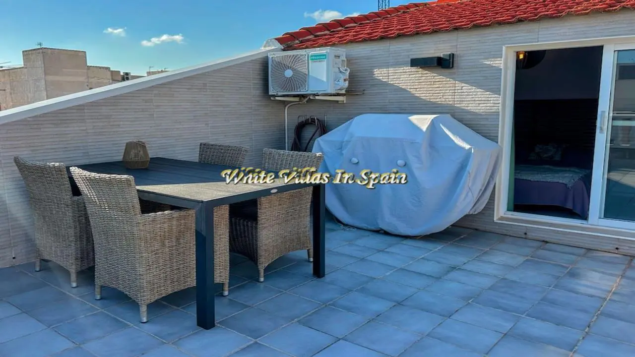 Penthouse 85 M² In Torrevieja, Spain