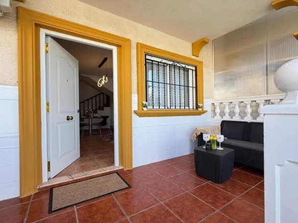 Town House Of 75 M² In Punta Prima, Spain