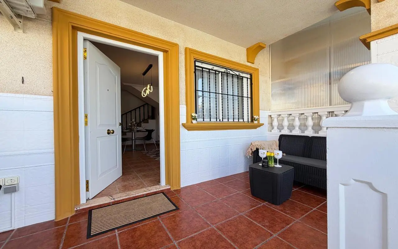 Town House Of 75 M² In Punta Prima, Spain