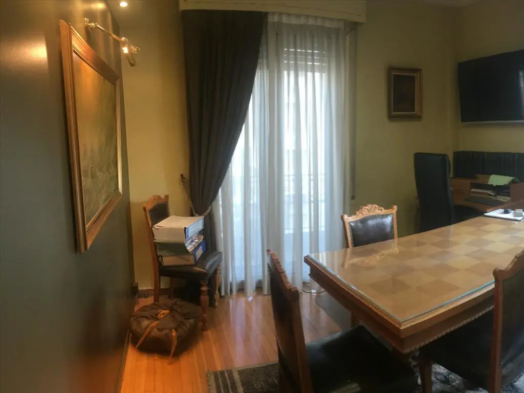 Flat Of 103 M² In Athens