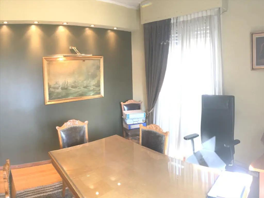 Flat Of 103 M² In Athens