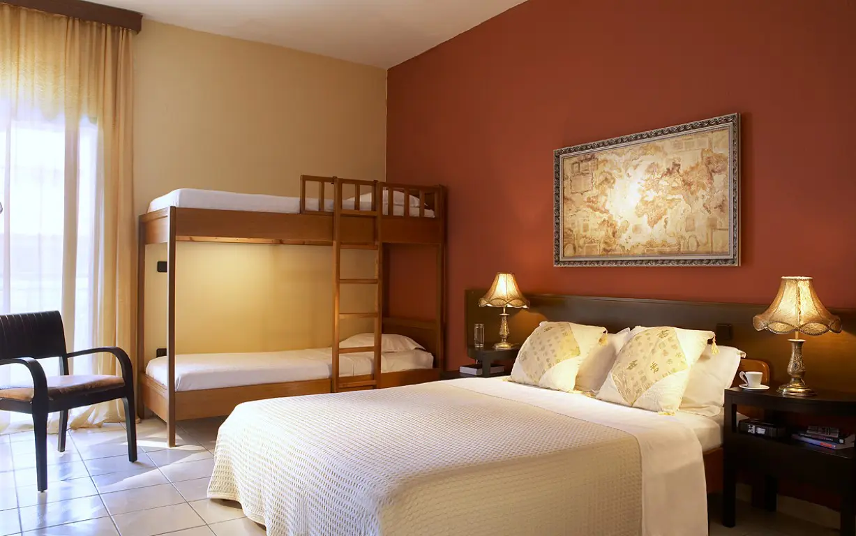 Hotel Of 1680 M² In Kassandra, Chalkidiki