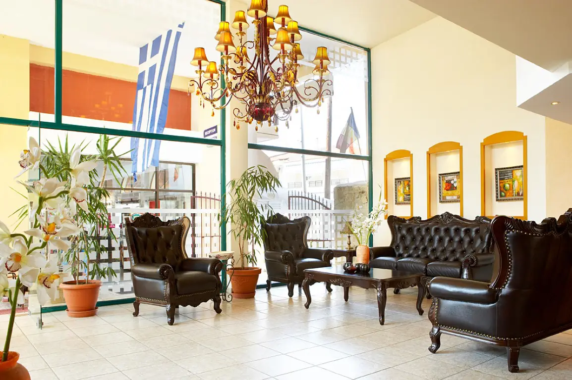 Hotel Of 1680 M² In Kassandra, Chalkidiki