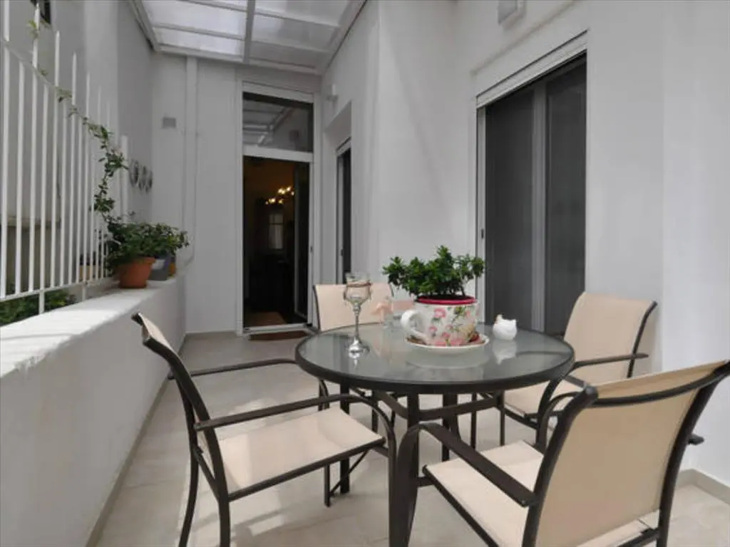Flat Of 150 M² In Athens