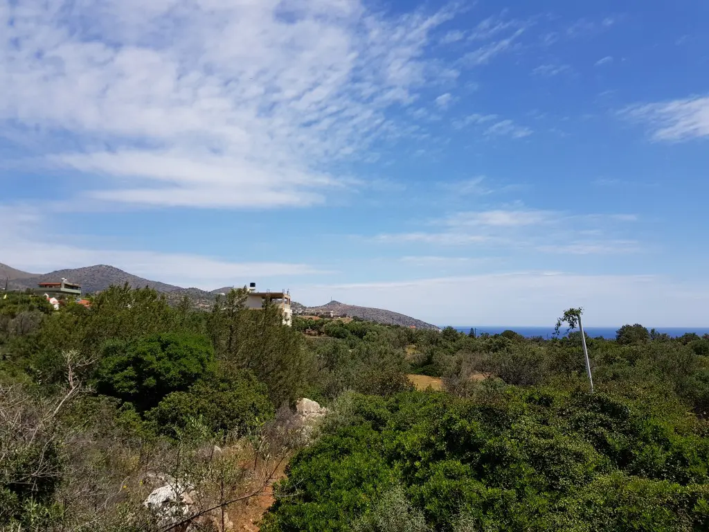 Land Of 2000 M² In Crete