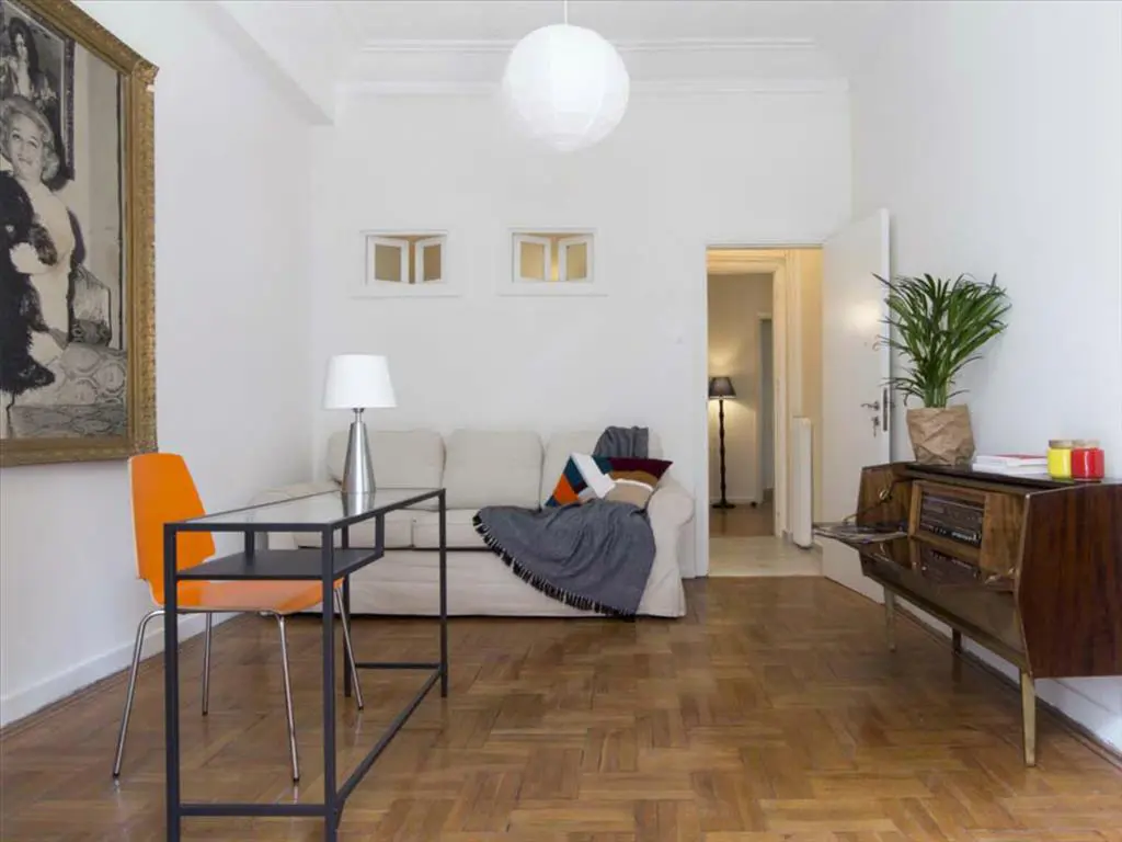 Flat Of 245 M² In Athens