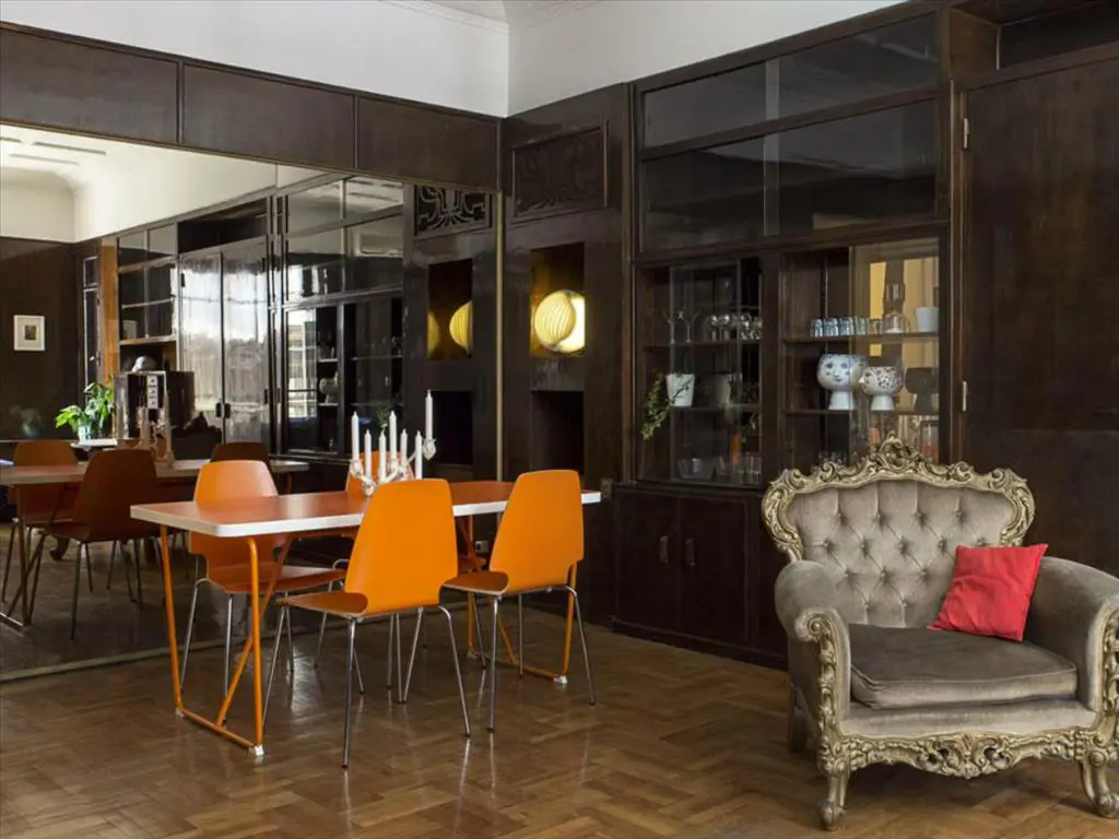 Flat Of 245 M² In Athens