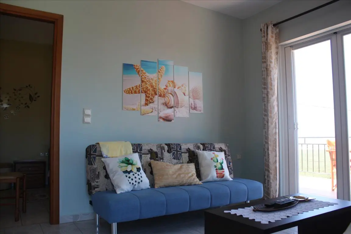 Hotel Of 256 M² In Crete