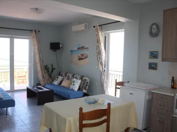 5-bedroom Hotel In Greece (256 M²)